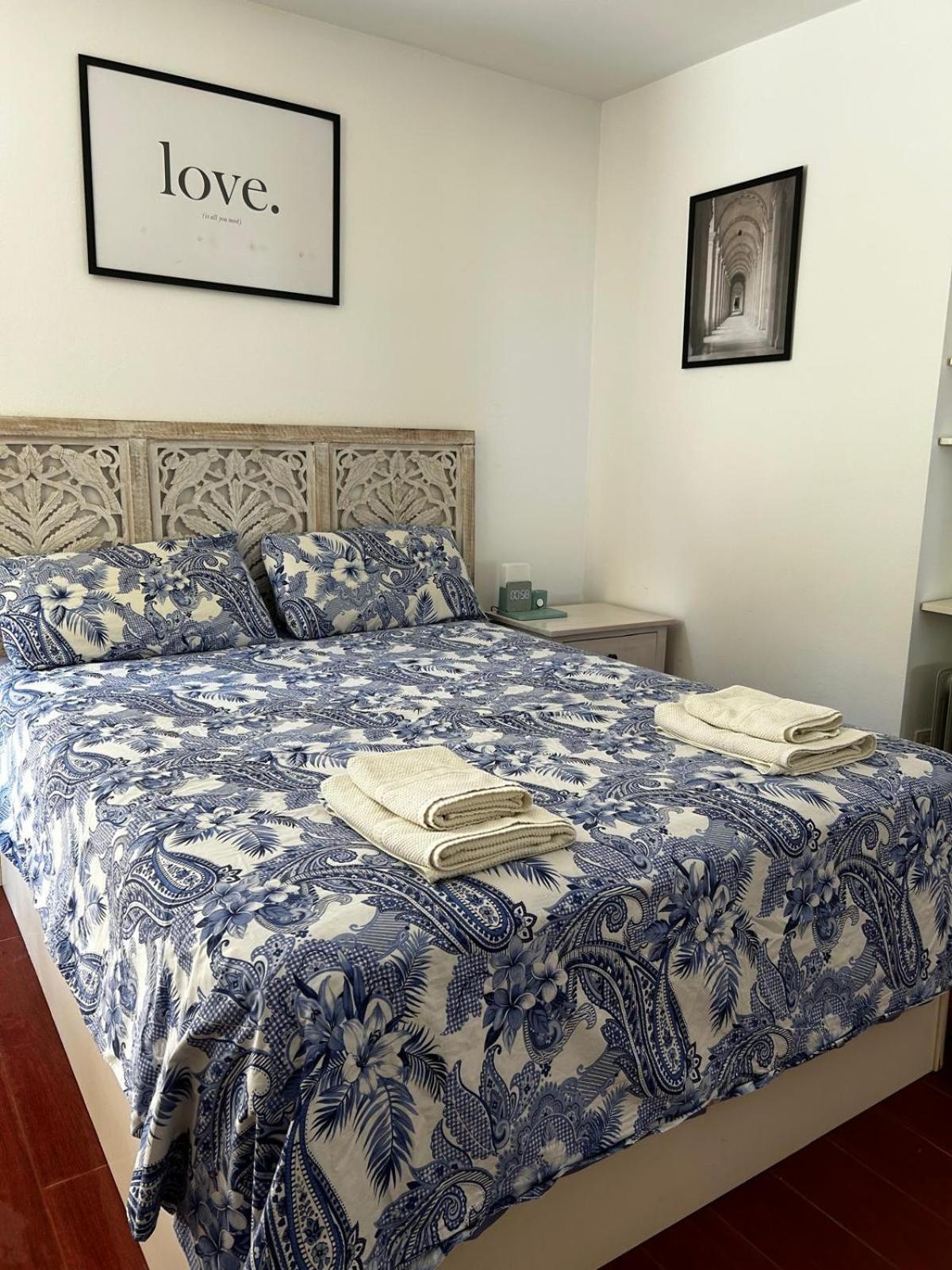 Beachfront Family Oasis - 2br For 4 * Barcelona